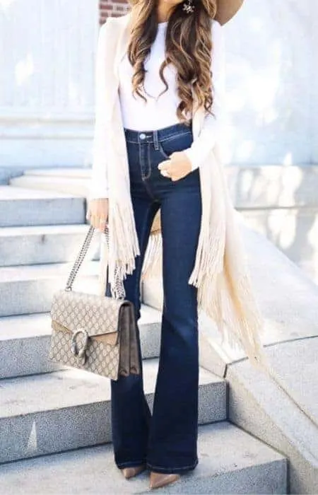 How to wear flat shoes with jeans to look taller & slimmer