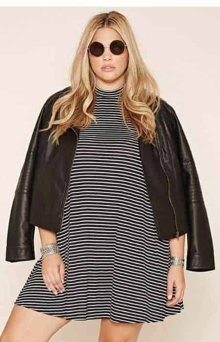 How to wear horizontal stripes as a plus-size lady