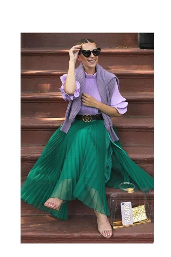 Purple top and green skirt outfit ideas 