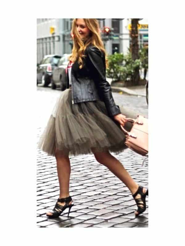 Grey tulle skirt outfit