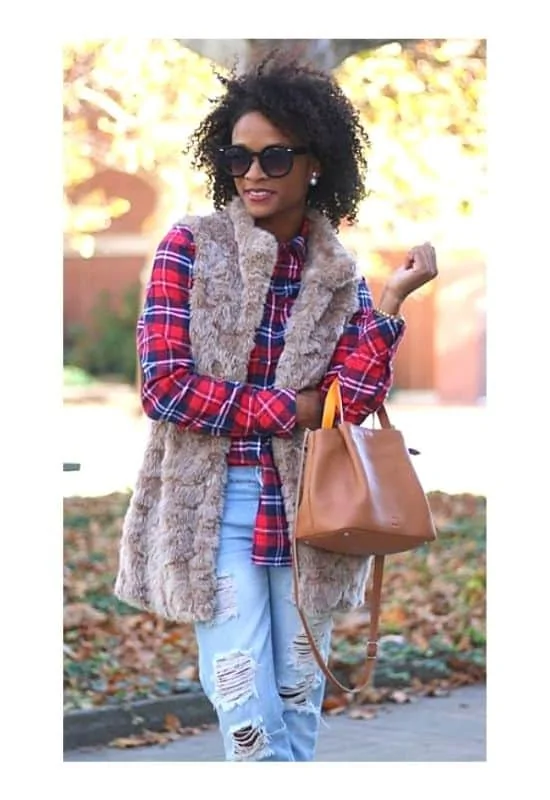 Festive chic friendsgiving outfit