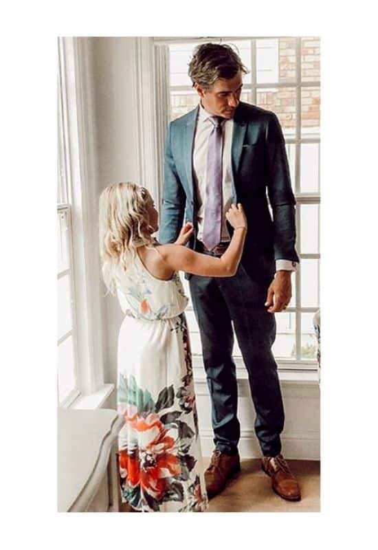 Floral daddy-daughter dance outfits