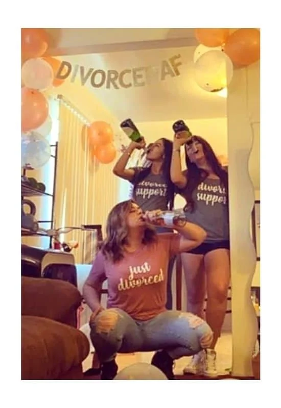 divorce photoshoot ideas