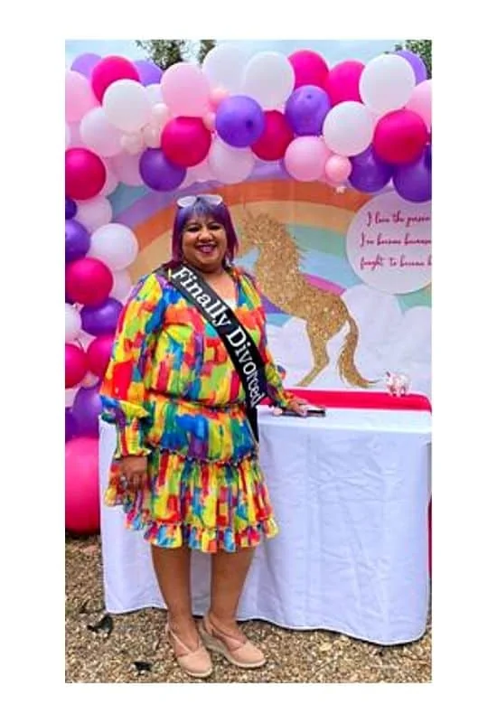 colorful divorce party outfit ideas