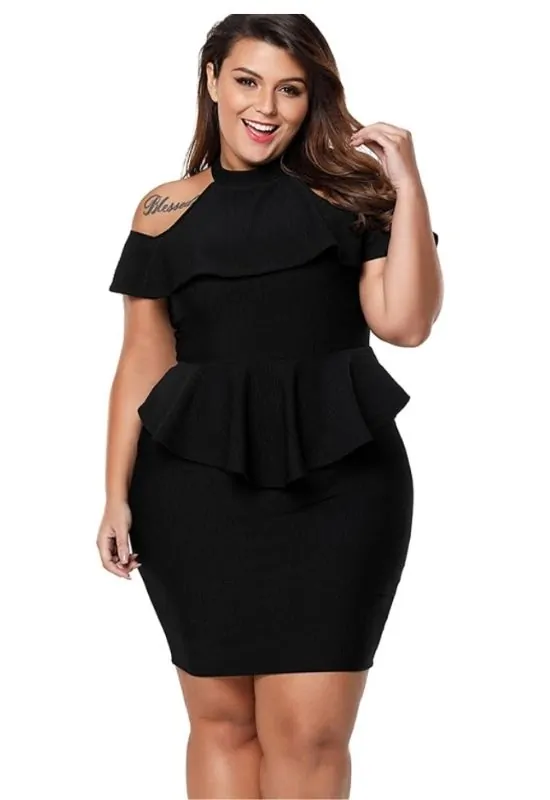 Plus size friendsgiving outfit ideas