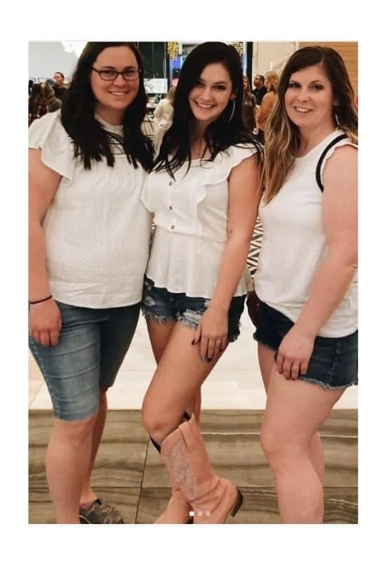 what to wear to the CMT awards