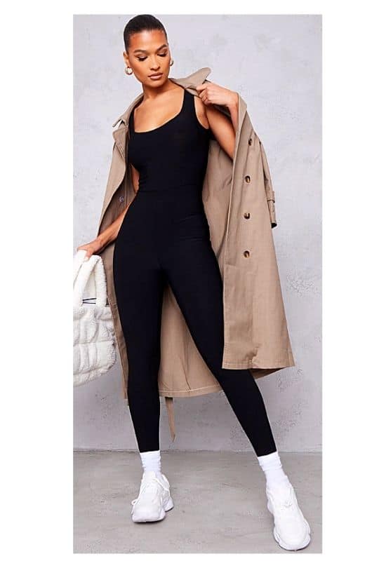 Wear trench coat and jumpsuit outfit ideas