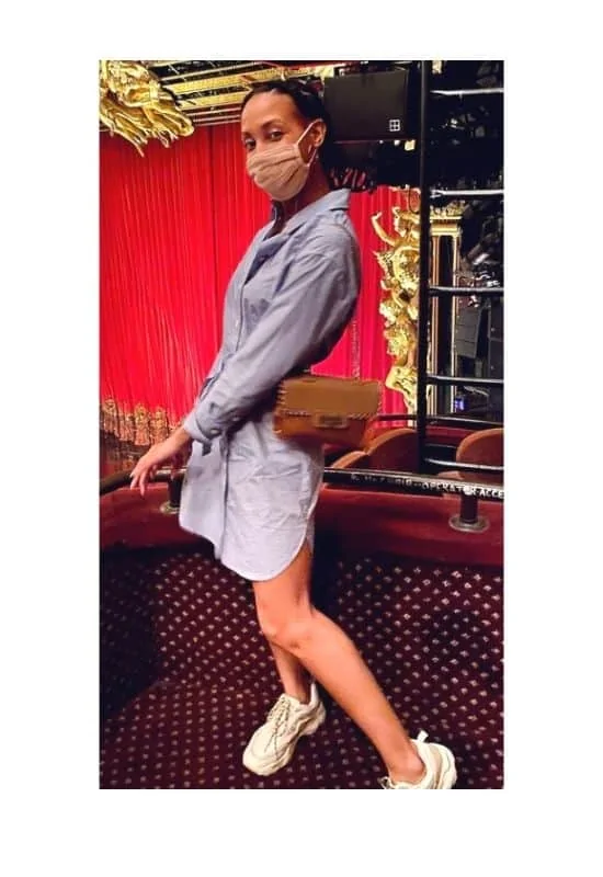 Wear a shirt dress to the theatre