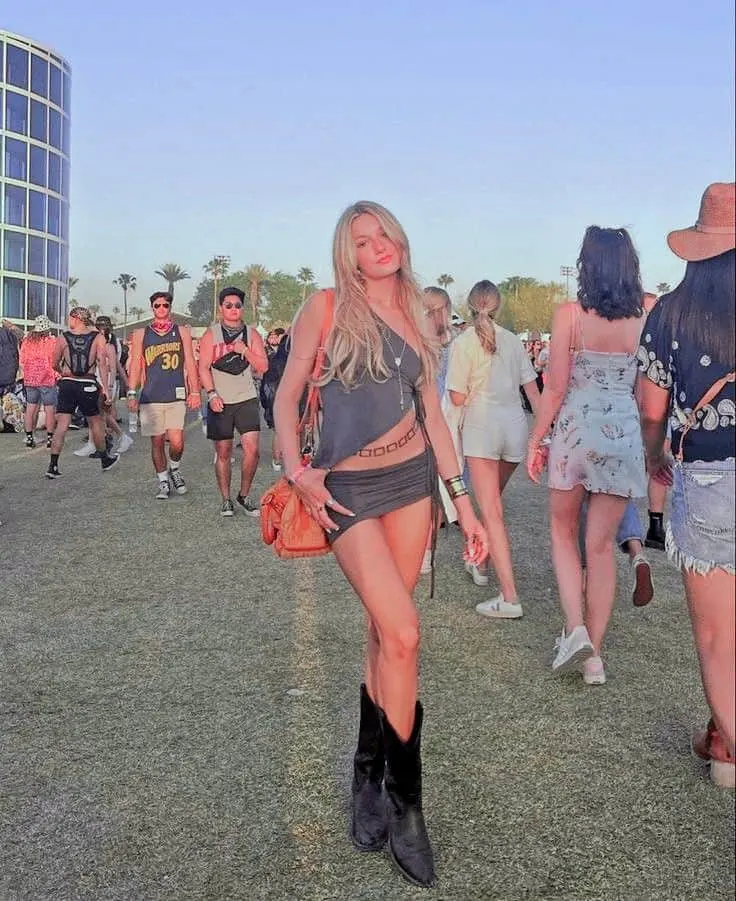 MATCHING TOP AND SKIRT stagecoach music fest fits