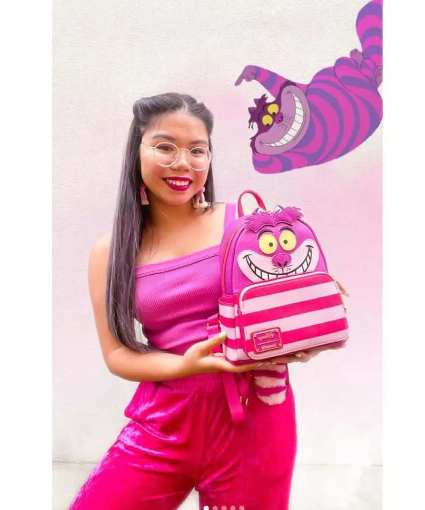 Cheshire cat costume girl