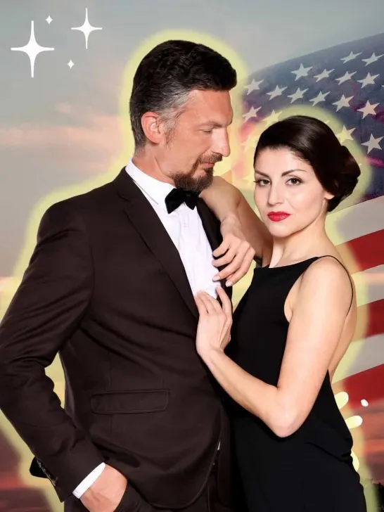 ❤️❤️13 real-life navy ball dresses + oddly specific tips!