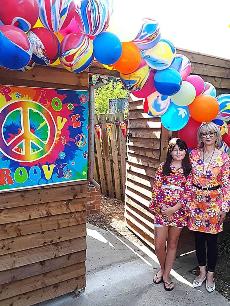 Groovy 70s flower dress