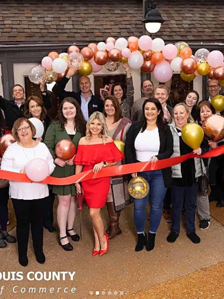 what not to wear to ribbon-cutting ceremony