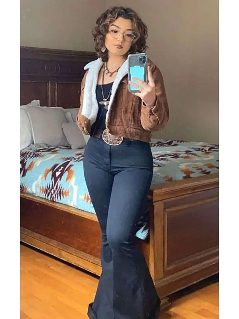 cute winter NHL outfit pants