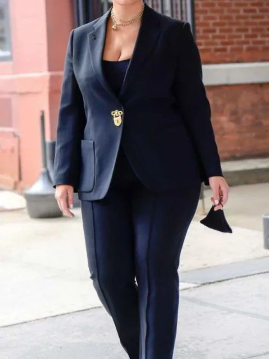 What to wear to a job fair woman? + oddly specific tips <3!