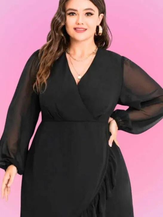 ❤️👇🏼12 plus size black wrap dresses + visual tips for longer slimmer legs!
