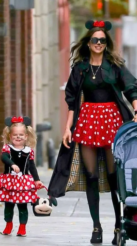 how to dress like minnie mouse with regular clothes