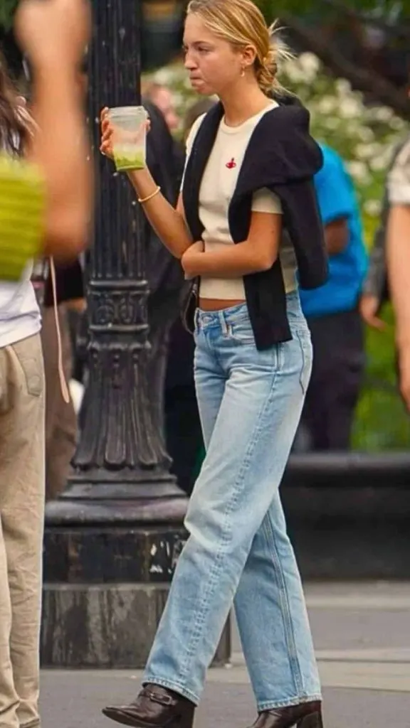 different ways to wear a cardigan