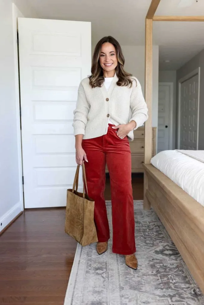 CORDUROY pants with cardigan