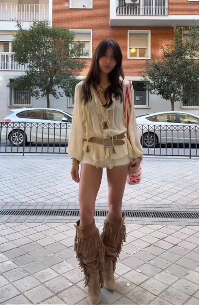 FRINGE boots casual ensemble