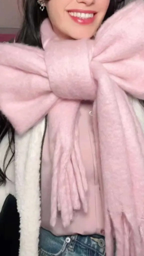 cute winter comfy outfits scarf