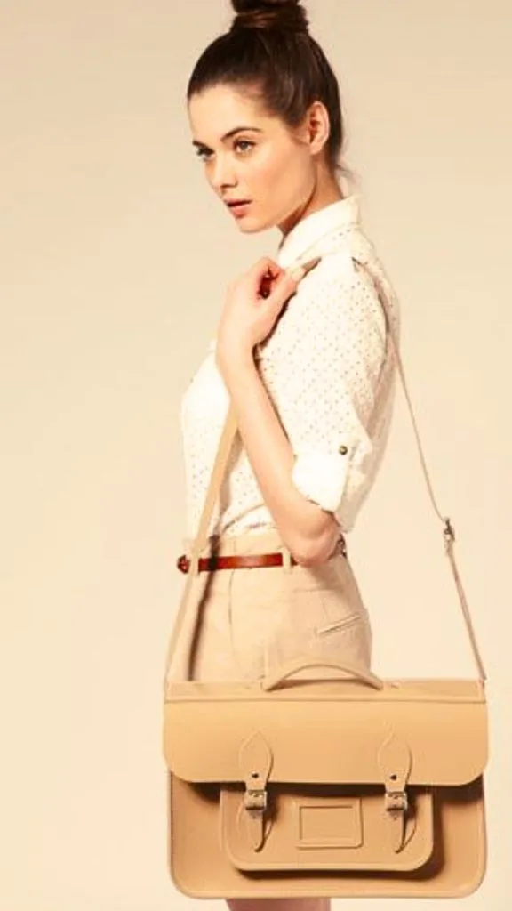 what to wear with cambridge satchel