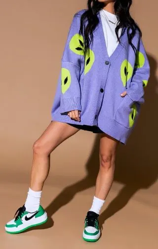 how to dress androgynously with curves