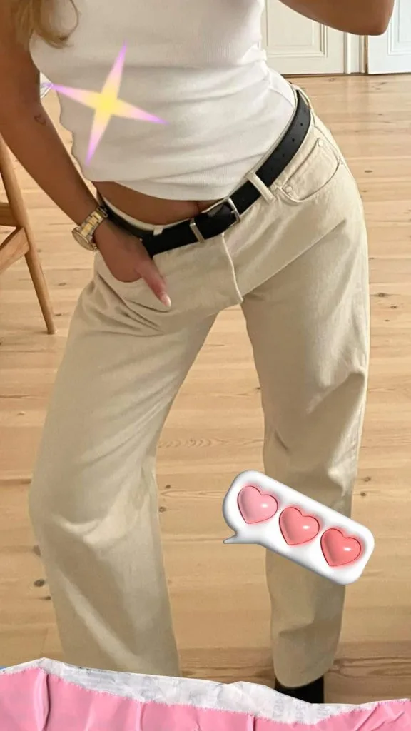 cream jeans outfit ideas