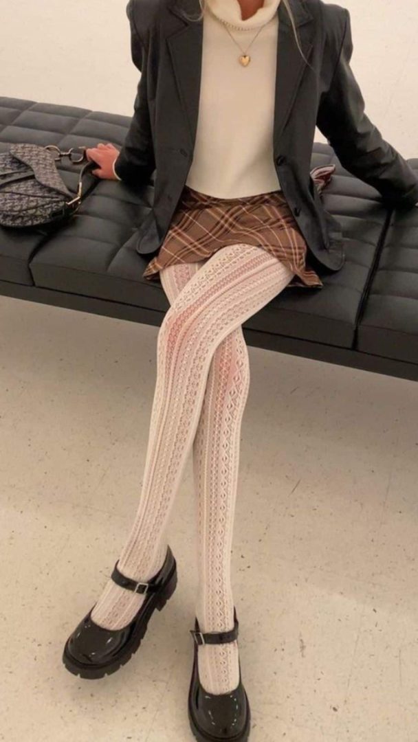 *2026* 18 white tights outfit + specific styling tips ️👇🏼