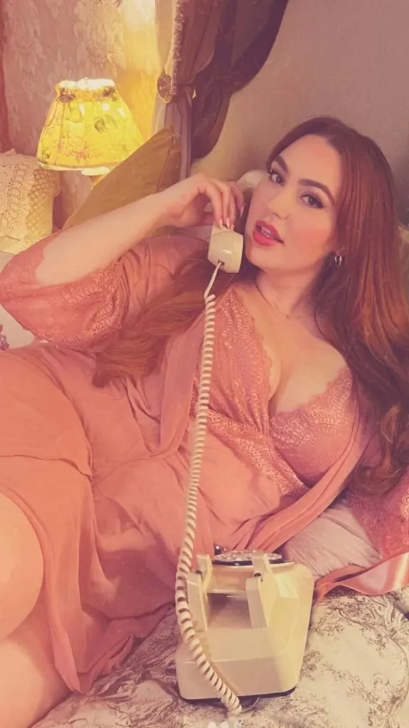 red phone vintage boudoir boudoir photography