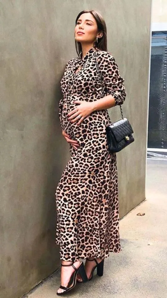 animal prints pregnancy outfit 