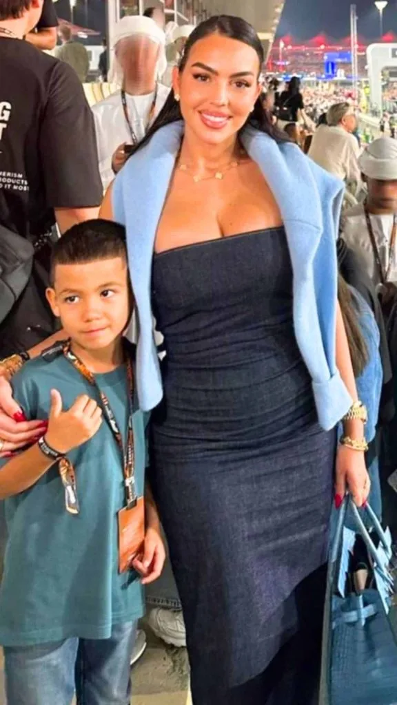 Georgina Rodr&iacute;guez WAG style outfits