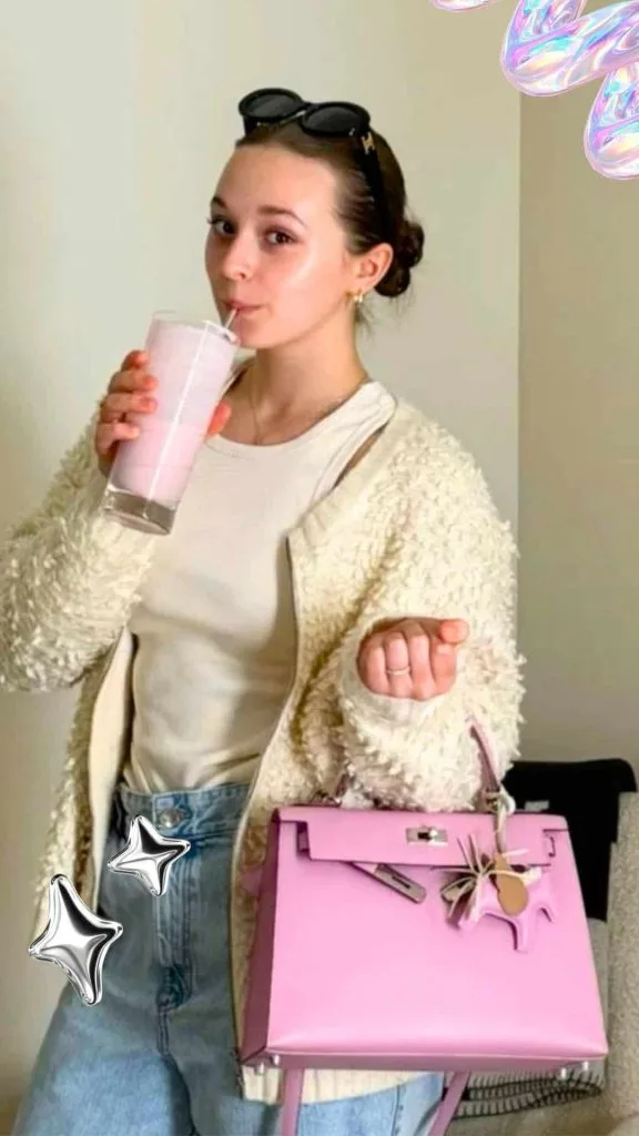hermes pink bag and jeans