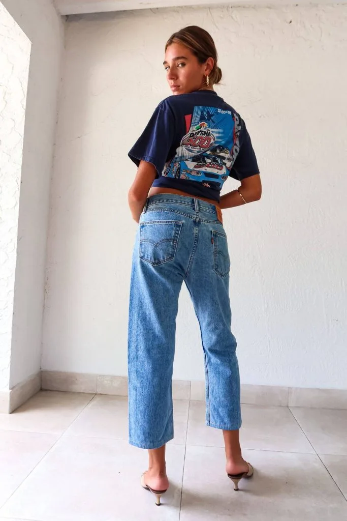 what to wear to car races graphic tee