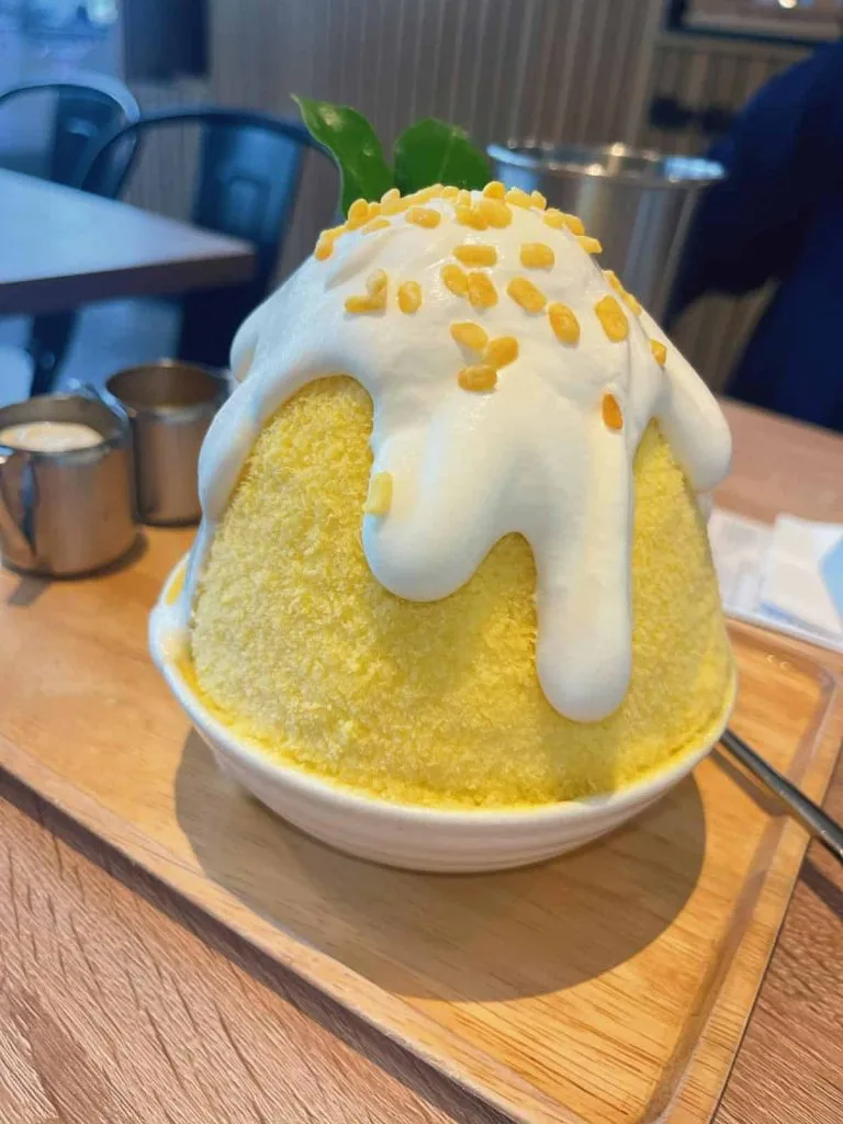 things to eat Phuket Mango Sticky Rice Bingsu