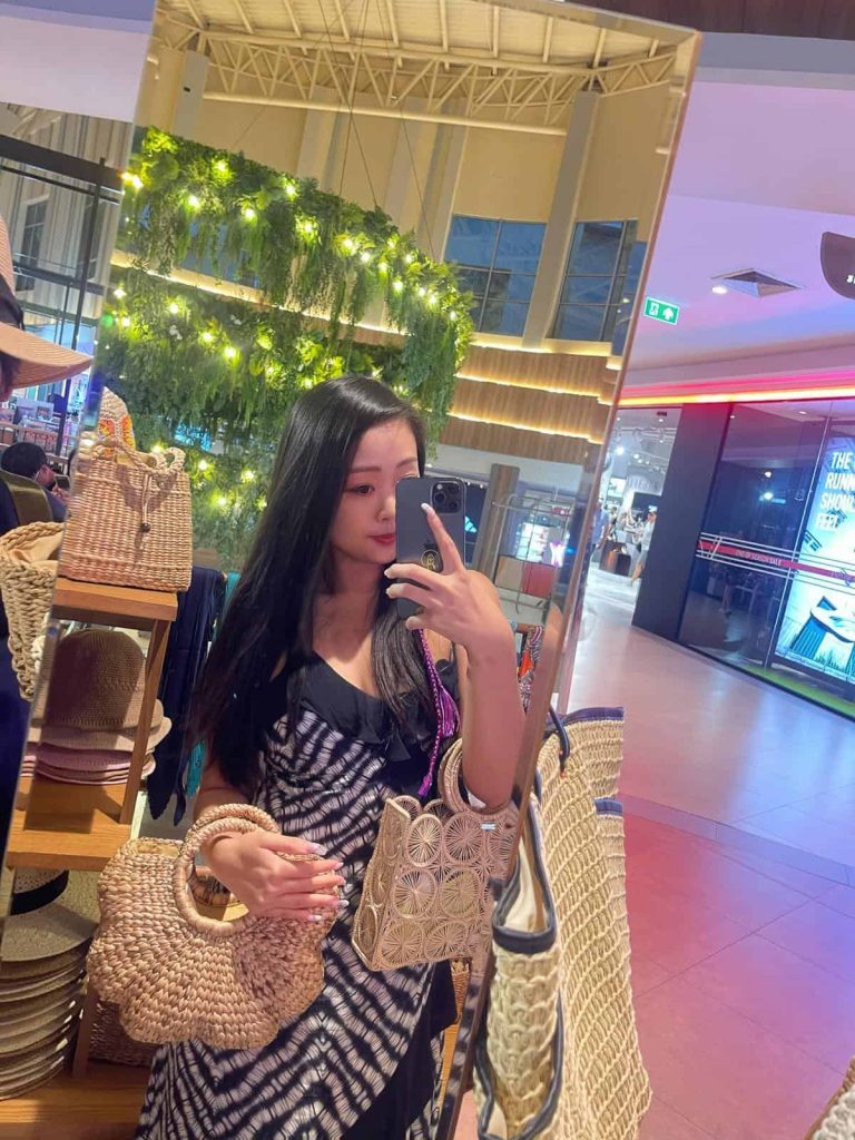 things to buy in Phuket straw bag