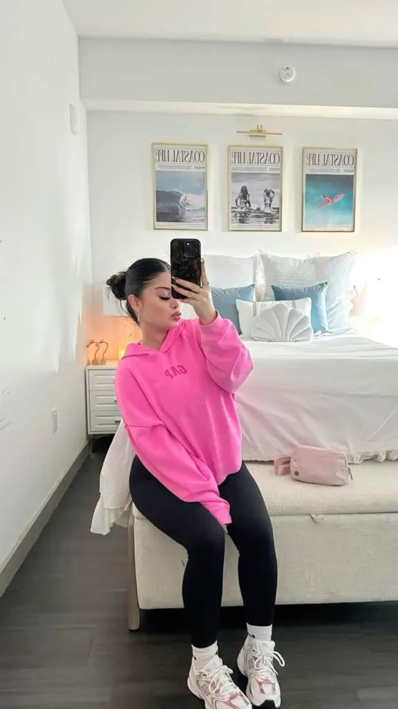 The Oversized Hoodie & Leggings