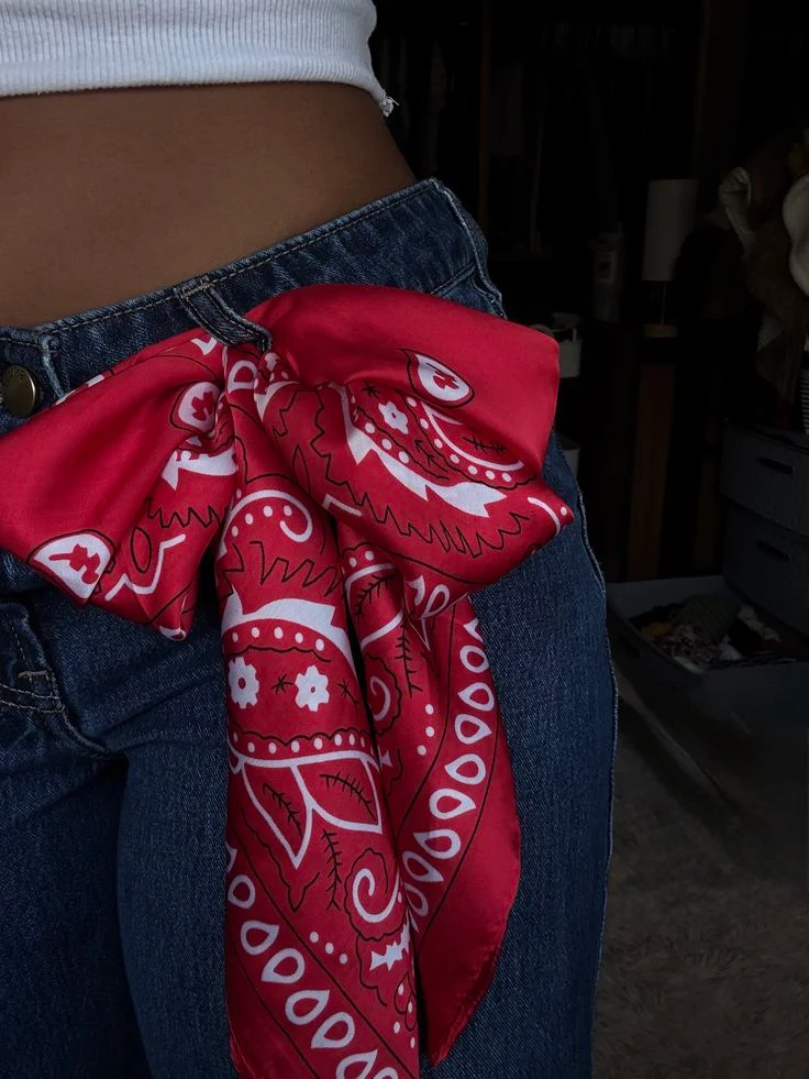 How to wear a bandana