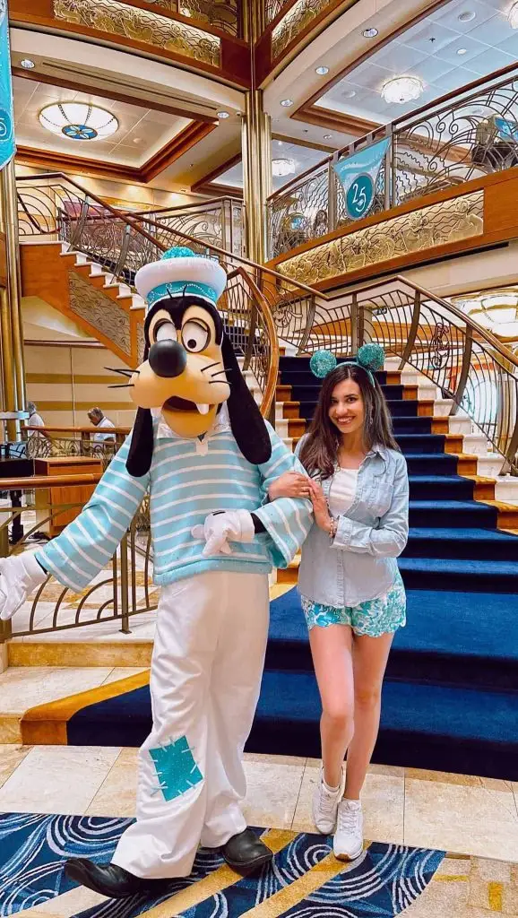 DISNEY CRUISE outfits casual