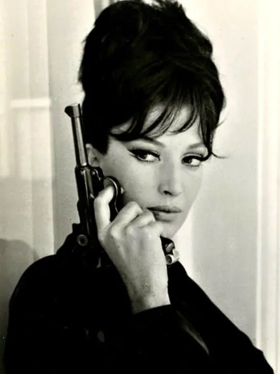 film noir style dark beauty