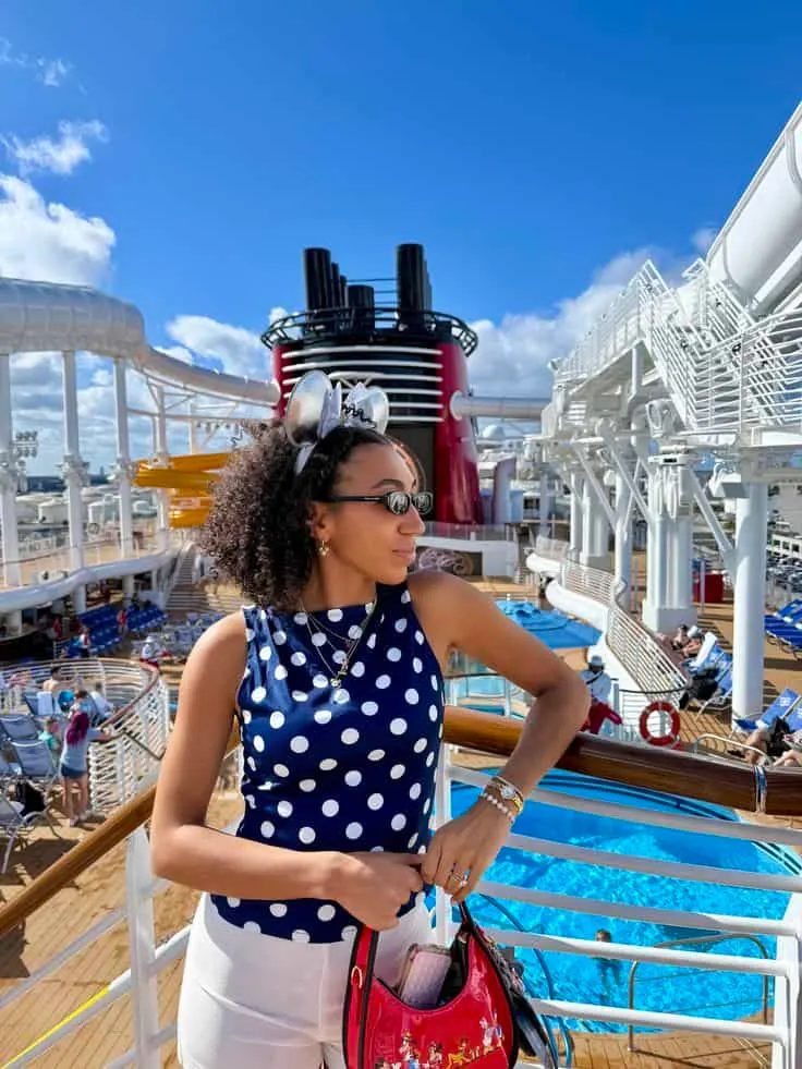 polka dot casual outfit disney cruise