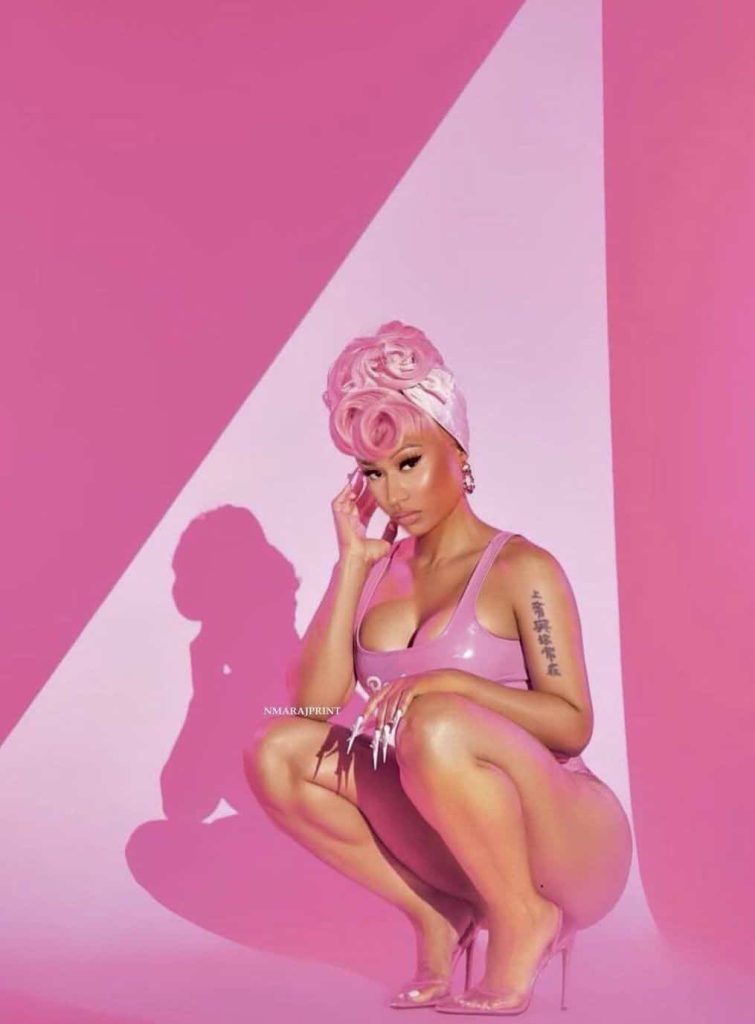 Nicki Minaj outfit pink iconic