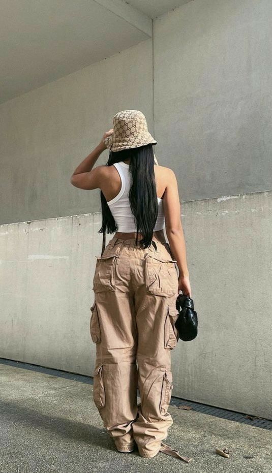 What to wear with cargo pants