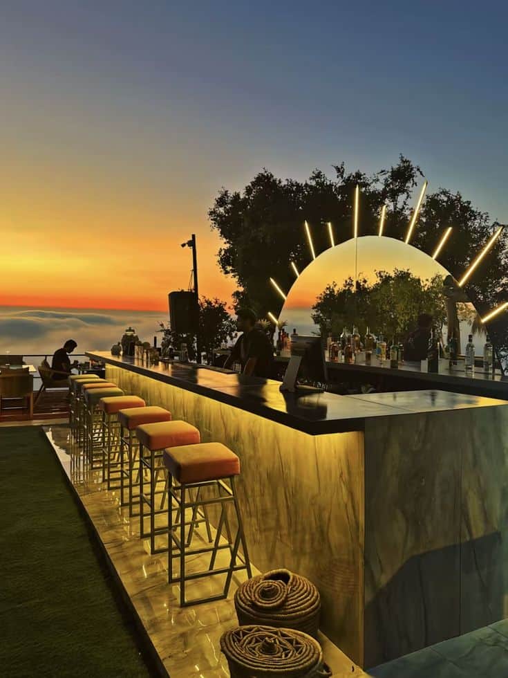 brand launch party theme  The rooftop sunset soir&eacute;e