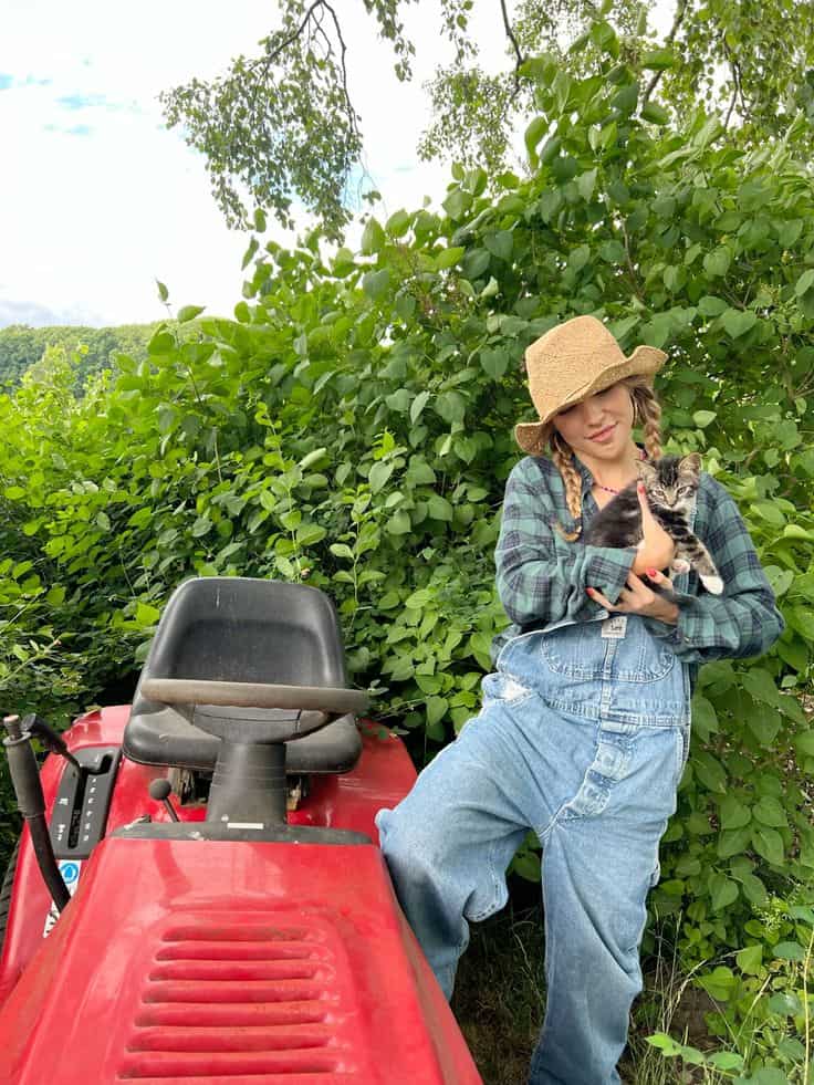 FALL HARVEST PARTY OUTFIT DENIM OVERALL AND BUTTON DOWN