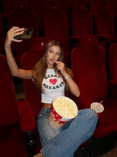 movie date outfit idea