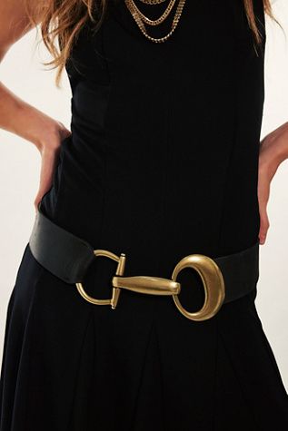 Glamoratti fashion trend chunky belt
