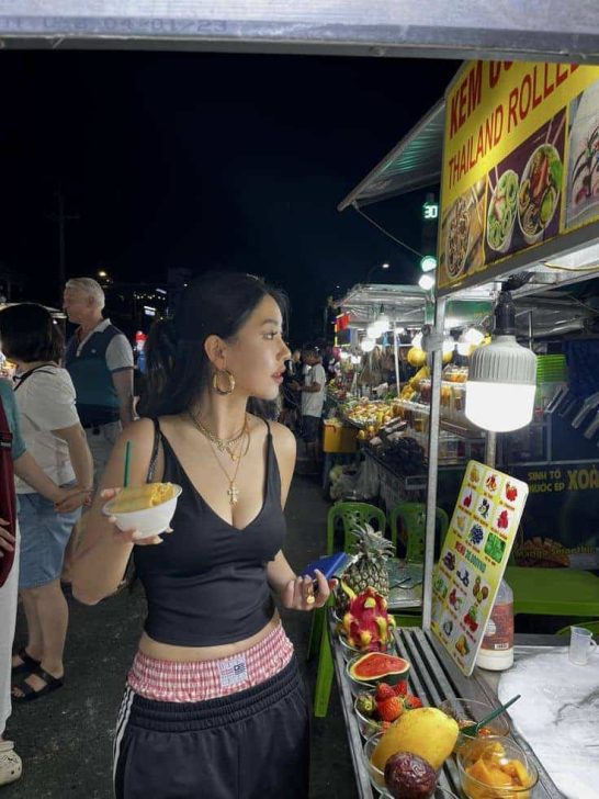 night market outfit