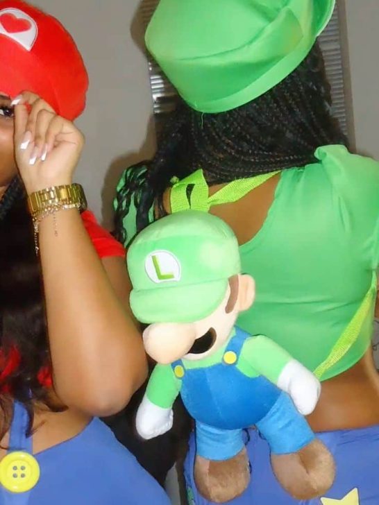 โ12 real-life Mario party outfits + oddly specific styling tips <3!