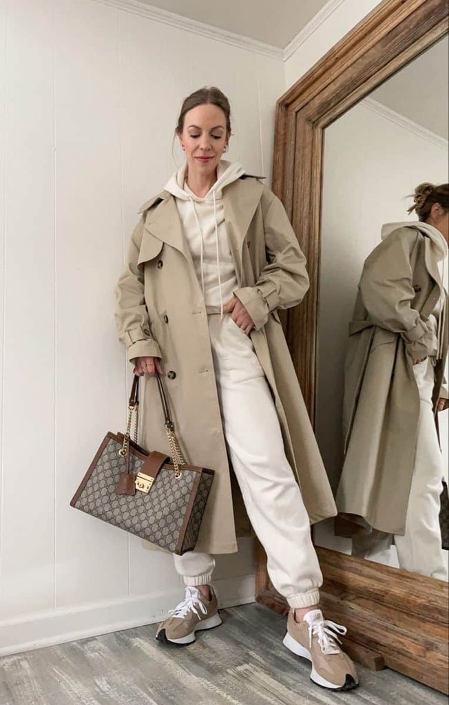 What to wear with Burberry trench coat